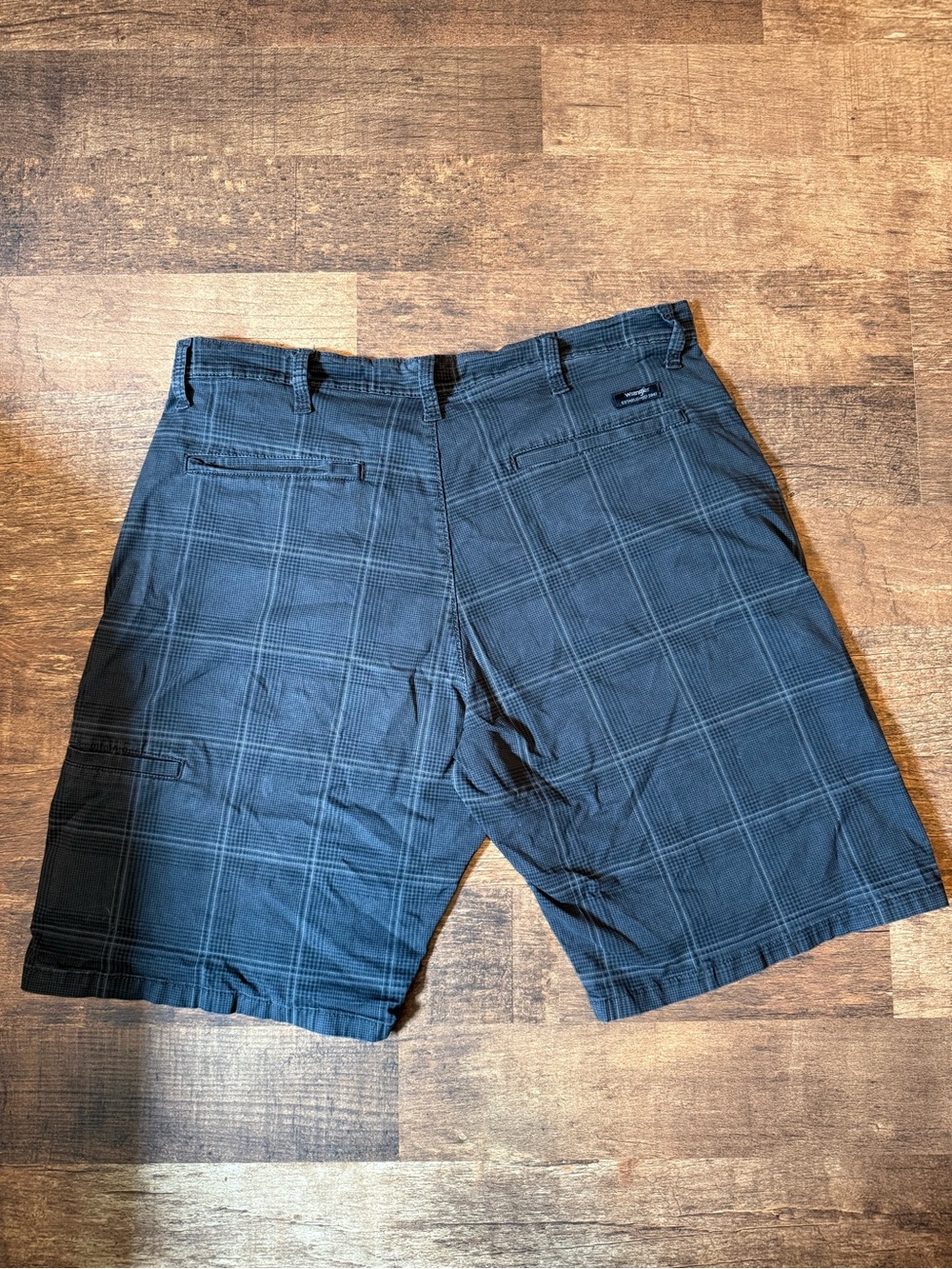 Wrangler Navy Plaid Mens Shorts